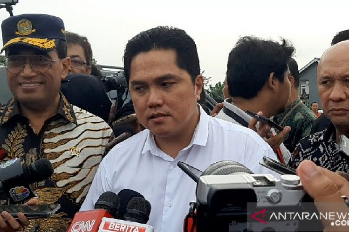 Erick Thohir minta karyawan Garuda Indonesia jalankan tugas seperti biasanya