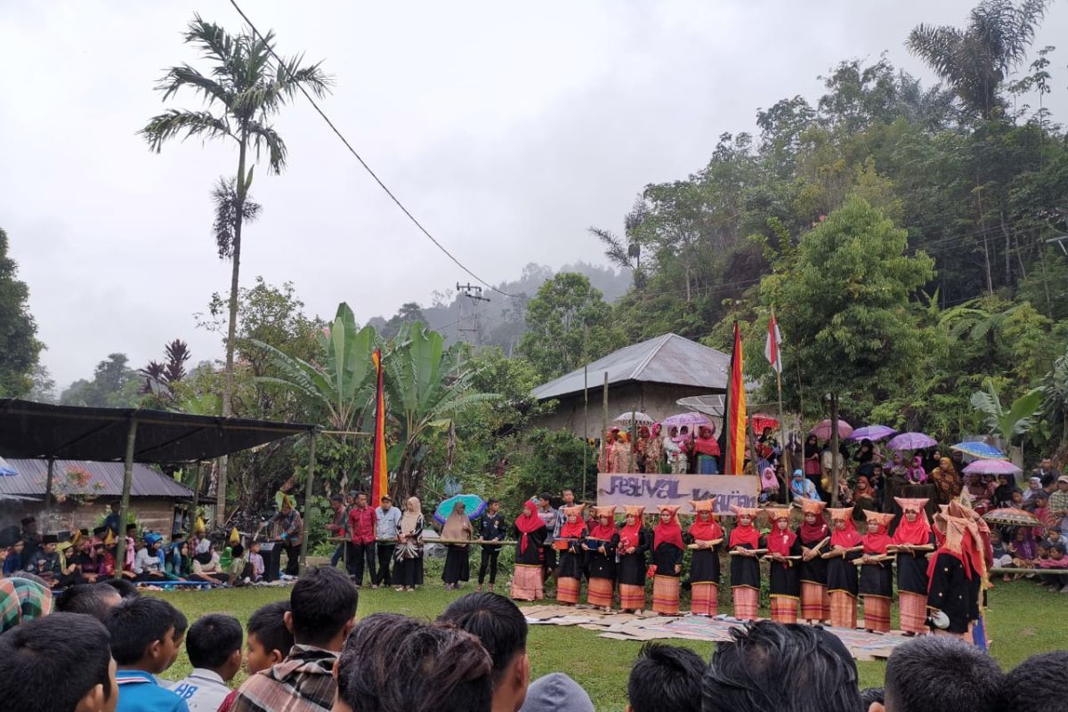 Festival Kapujan ajang mempertahankan budaya dan tradisi