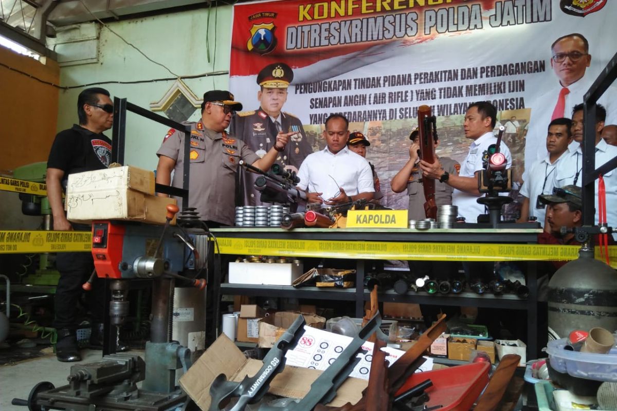 Gudang perakitan senjata ilegal di Lumajang digerebek polisi