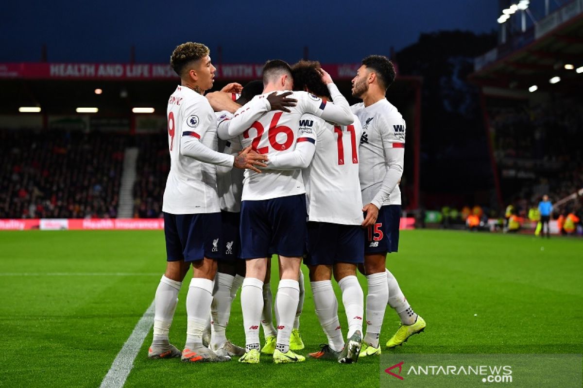 Klasemen Liga Inggris: Liverpool diuntungkan hasil Derby Manchester