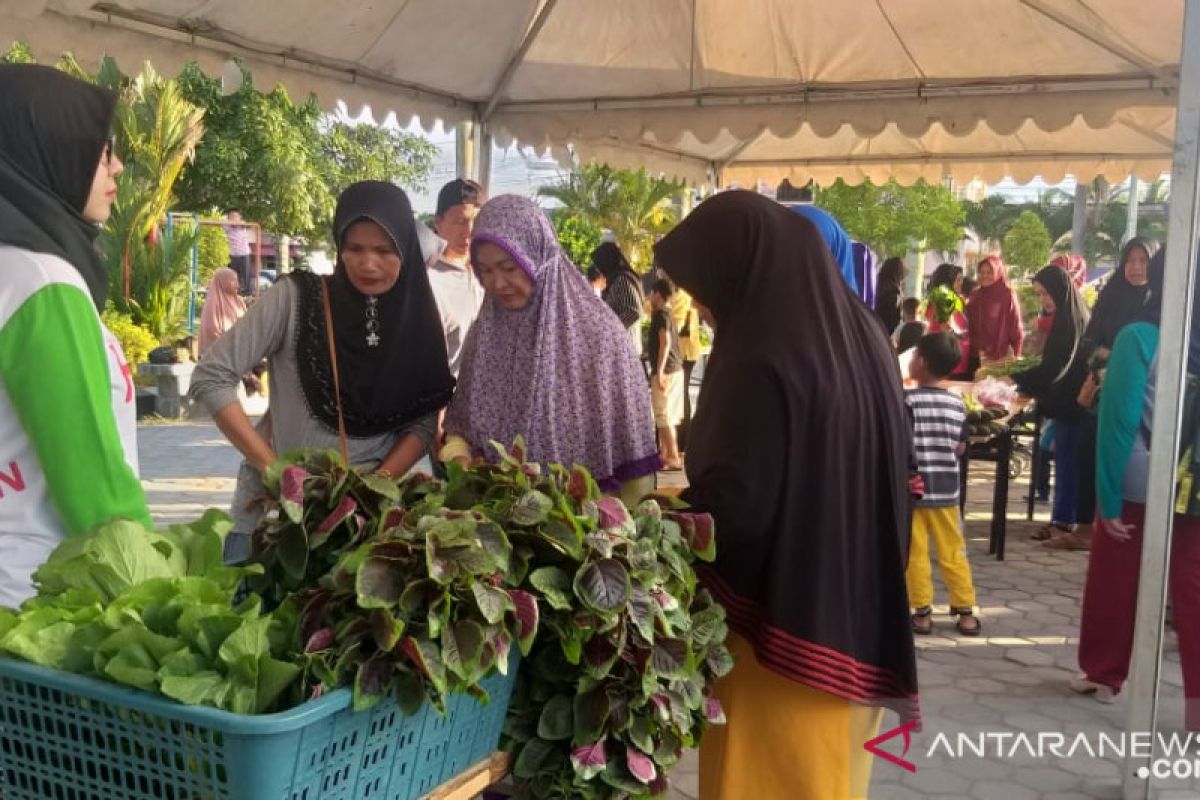 Nunukan gelar pasar tani, warga perbatasan antusias