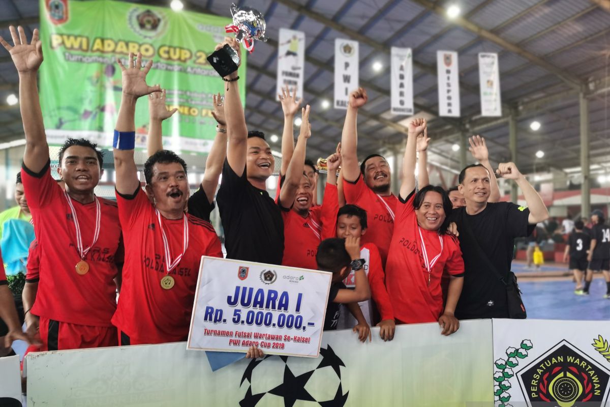 Tim Futsal Wartawan Polda Kalsel pertahankan gelar juara
