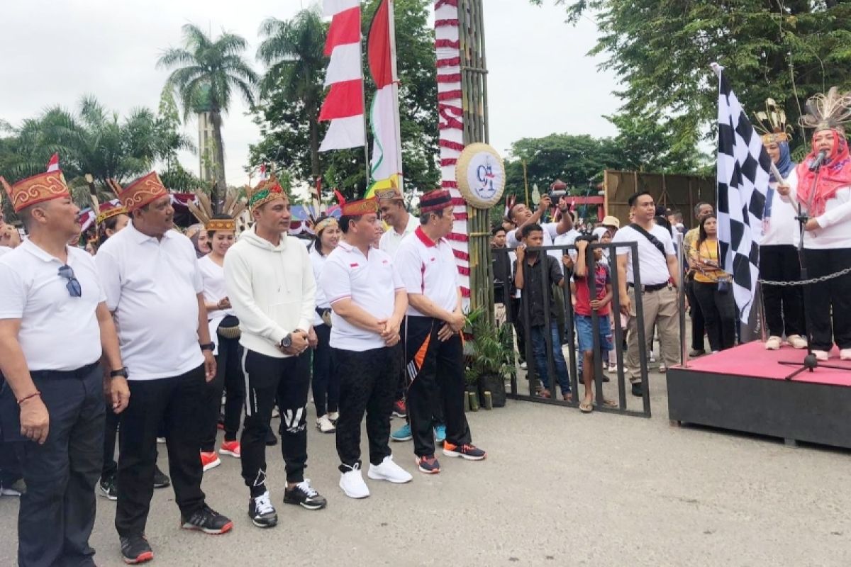 Kapolda Kalteng ajak masyarakat cintai keluarga