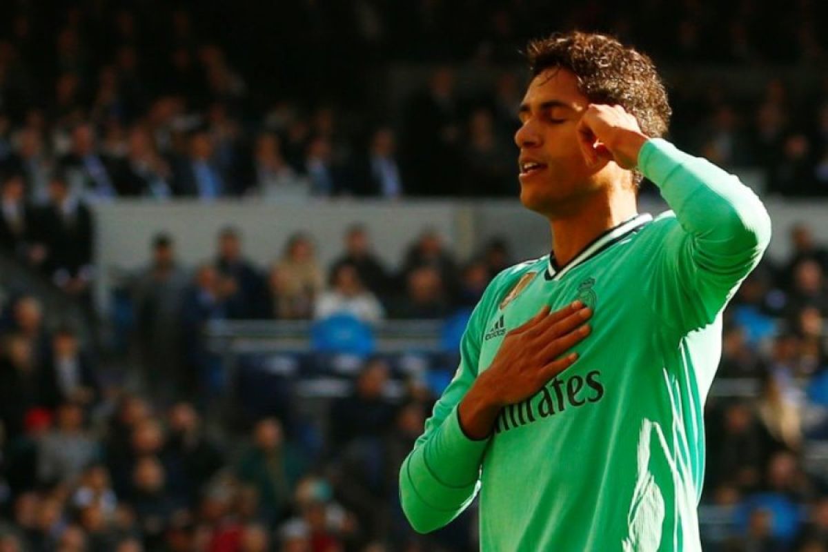 Liga Inggris, Raphael Varane jalani tes kesehatan sebelum diresmikan oleh MU