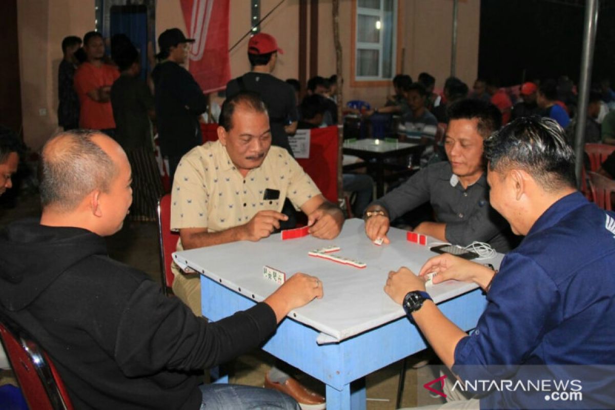 Molen Apresiasi pelaksanaan turnamen gaple Walikota Pegeka Cup