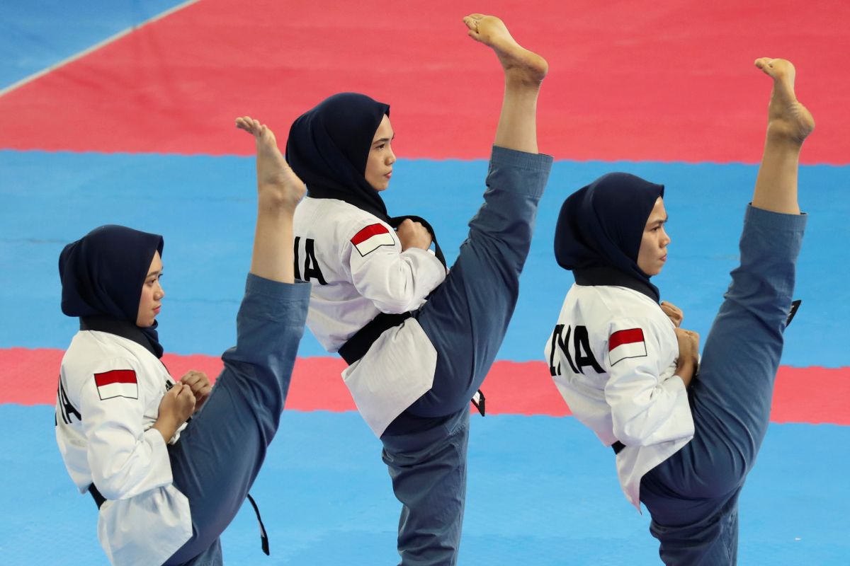 Pelatnas taekwondo berlatih di gunung dan pantai guna tingkatkan fisik