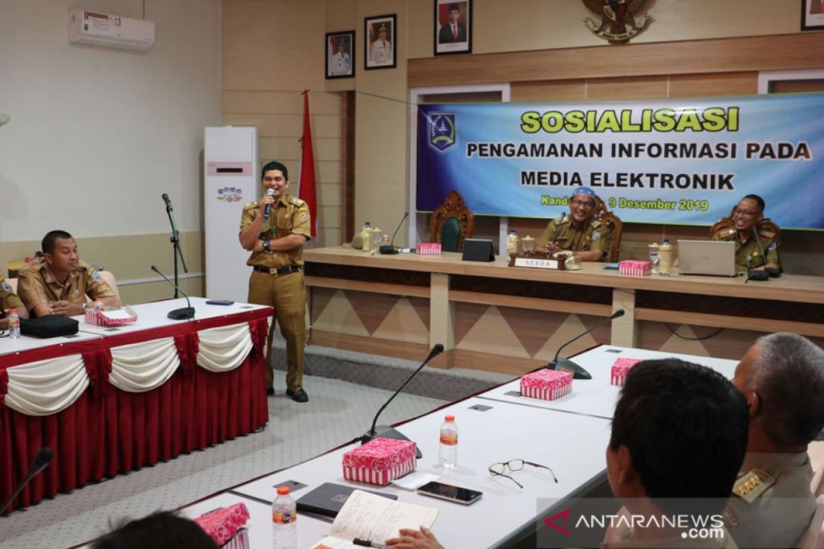 Diskominfo HSS gelar sosialisasi pengamanan informasi media elektronik