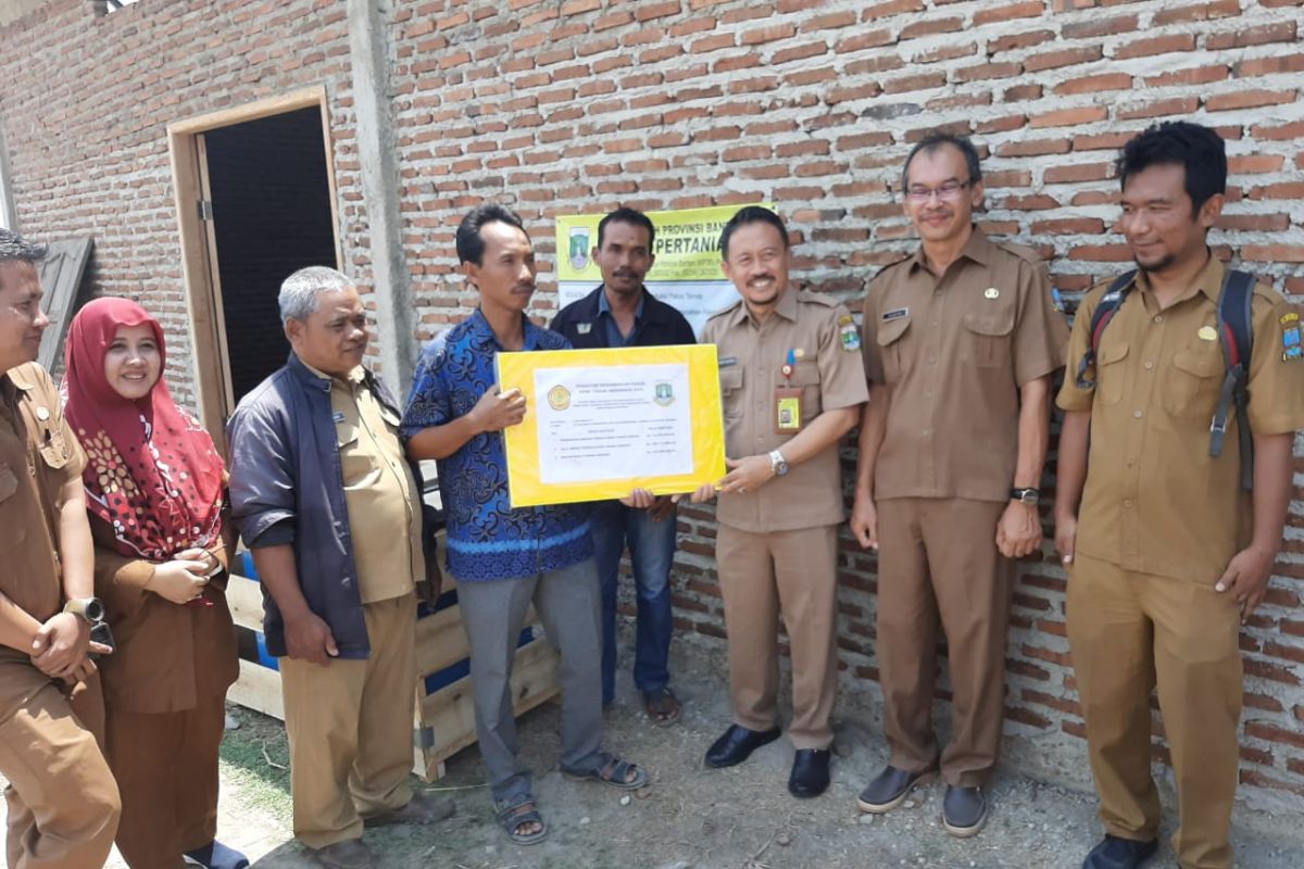 Distan Banten bantu pertanian dan peternak di Serang dan Tangerang