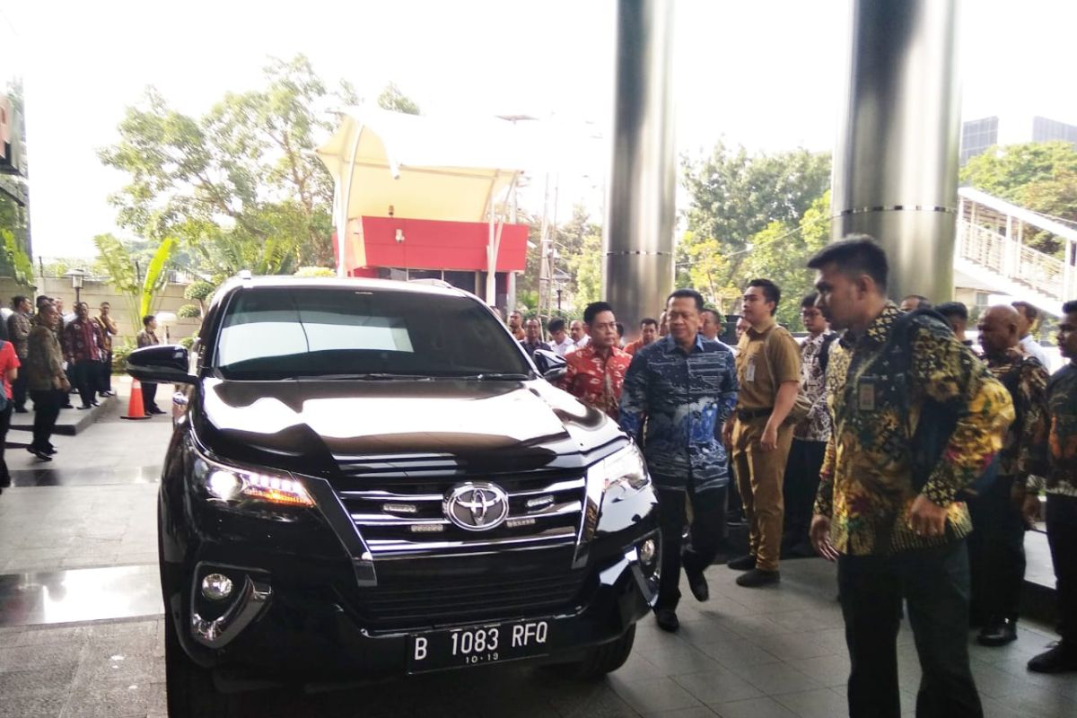 Ketua MPR harap KPK lebih gencar memberantas korupsi