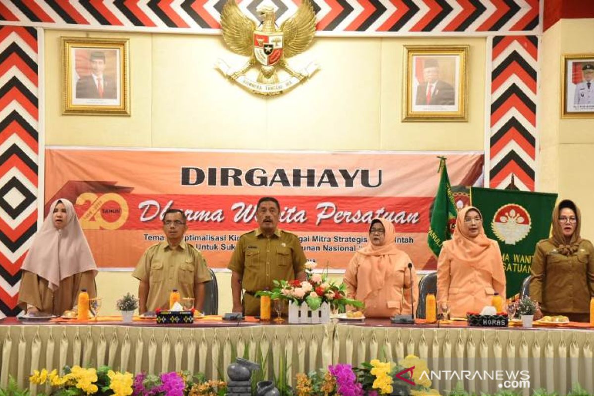 Mardiani: Selaku mitra pemerintah Dharma Wanita Tapsel siap mendorong pembangunan