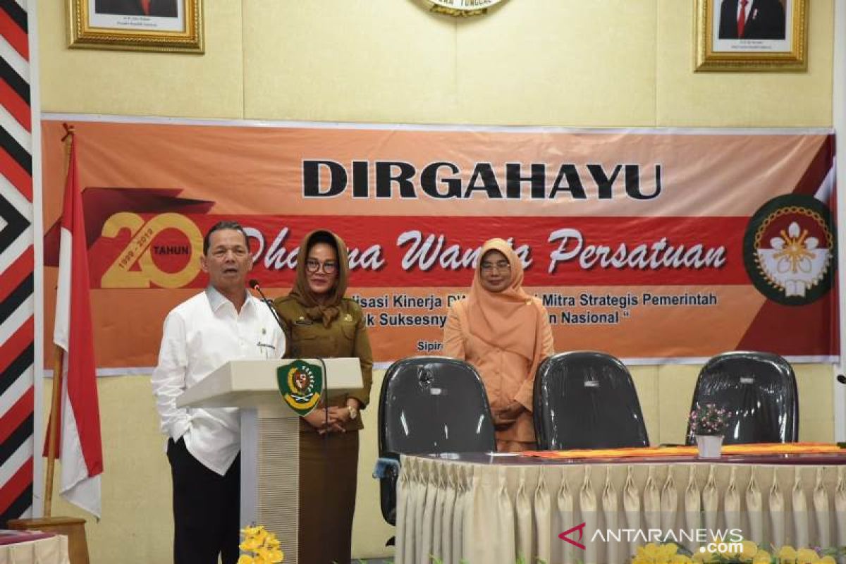 Untuk keberhasilan suami, Bupati Tapsel: Dorongan dharma wanita penting