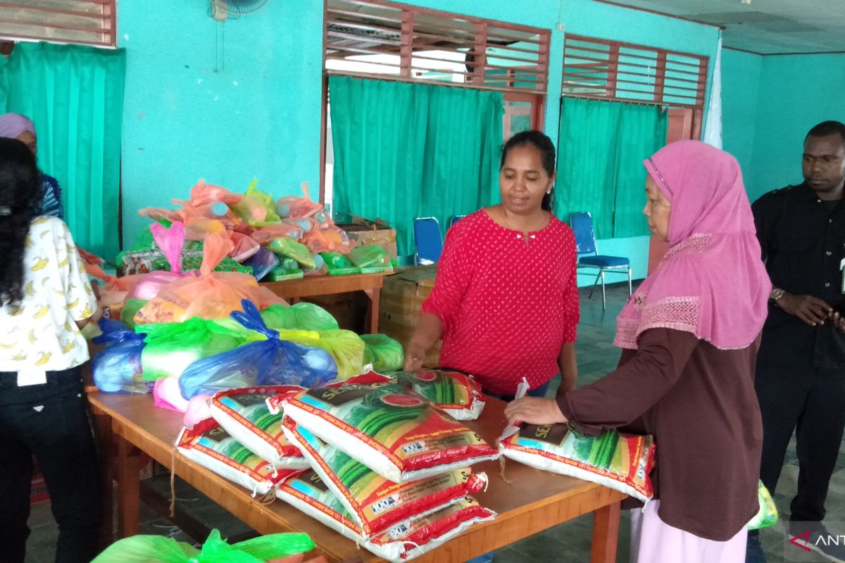 SKK Migas Pamalu berbagi kasih menyongsong Natal