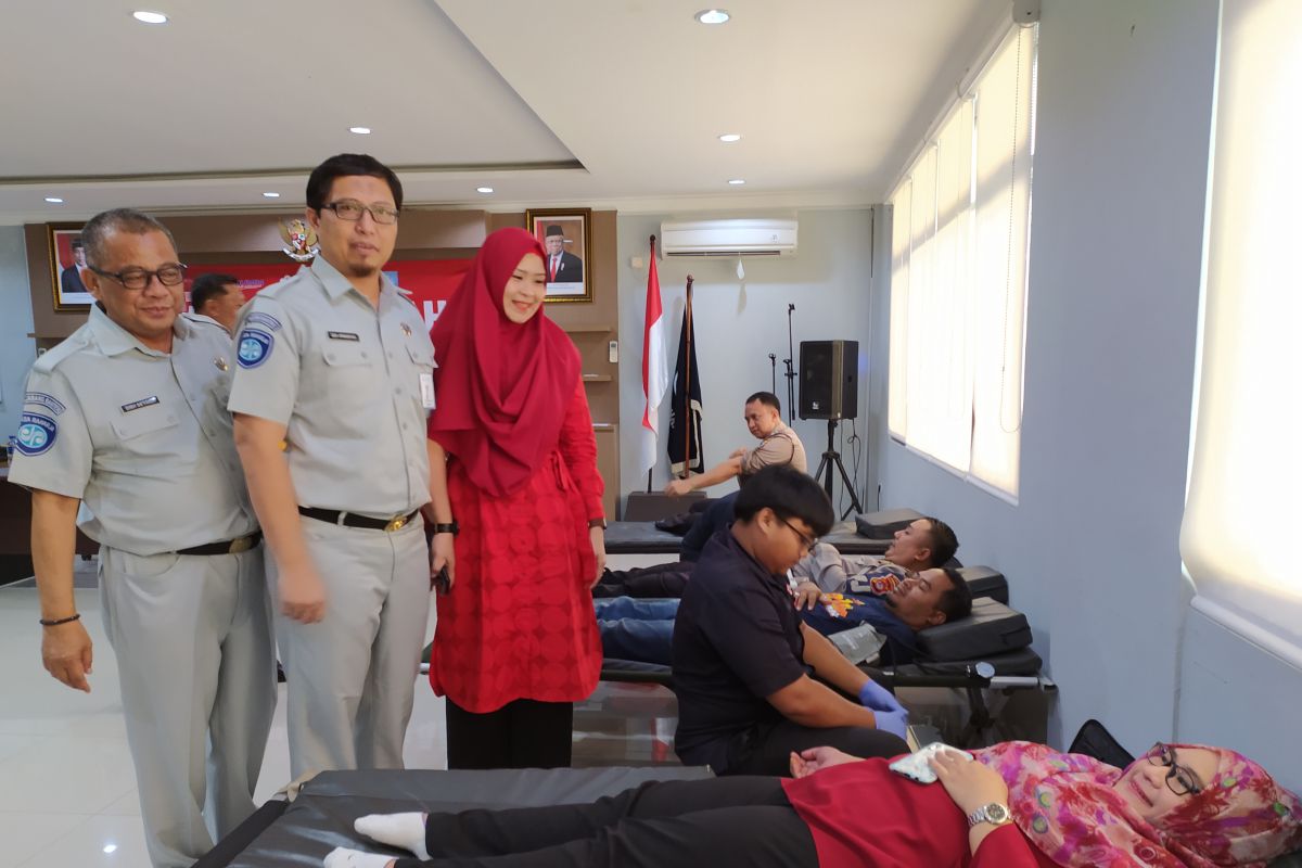 Sambut HUT ke-59, Jasa Raharja Banten adakan donor darah