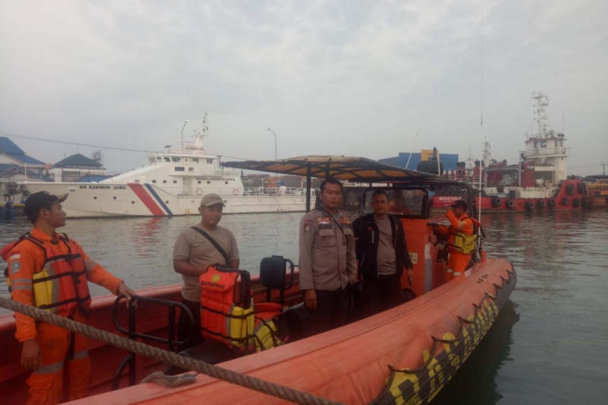 Akibat kecelakaan di perairan Tambak Lorok seorang nelayan Semarang tewas