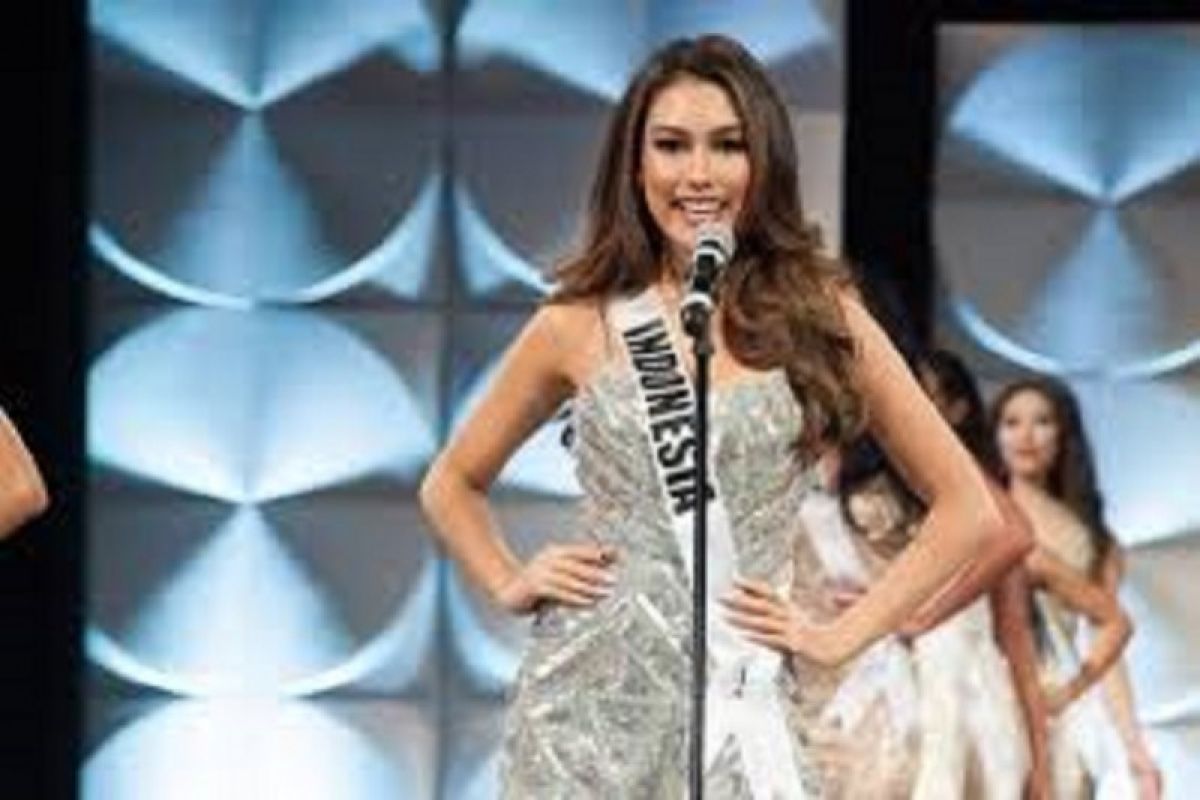 Frederika Alexis Cull, wakil Indonesia masuk 10 besar Miss Universe 2019