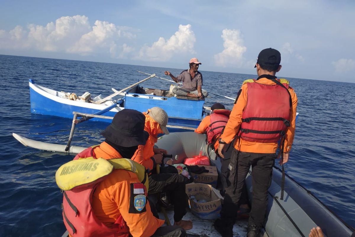 Nelayan hilang, SAR gabungan perluas area pencarian