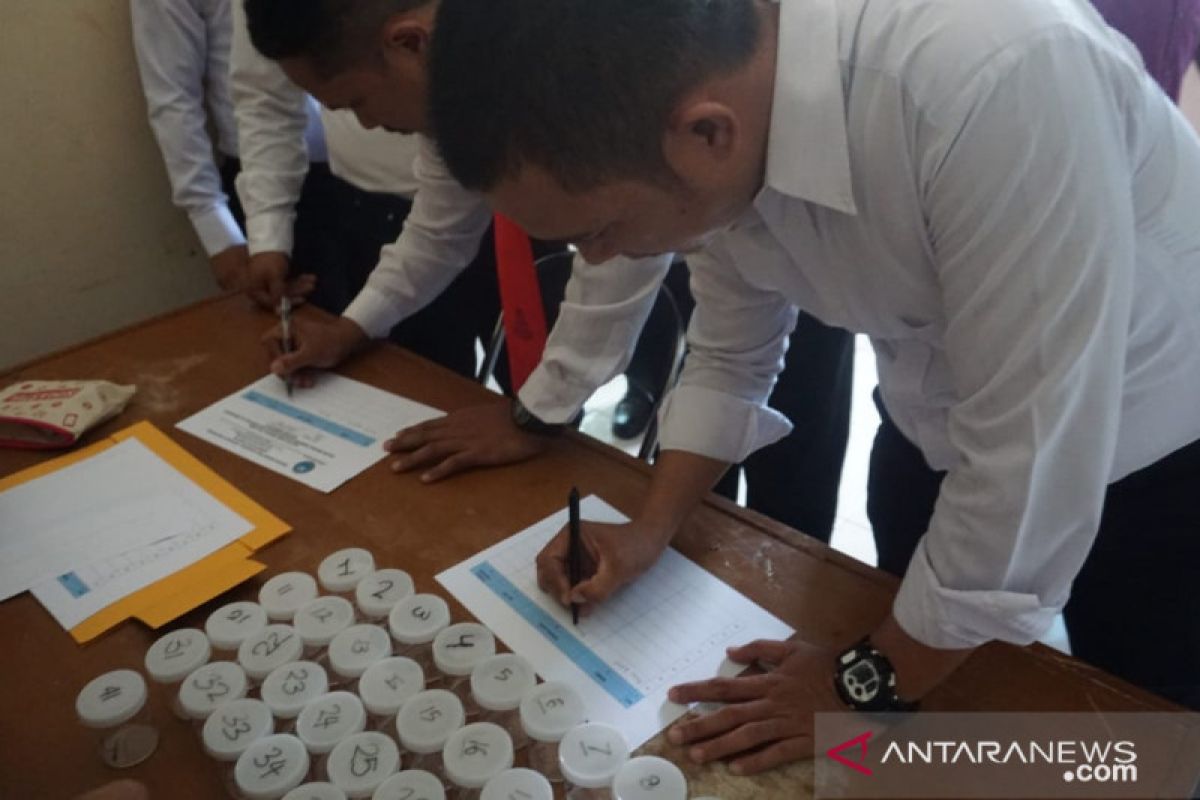 Polres Cianjur lakukan tes urine 200 anggotanya