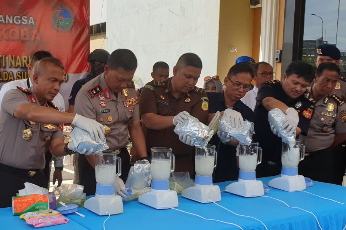 Kapolda Sumsel pimpin pemusnahan  lima kilogram sabu-sabu