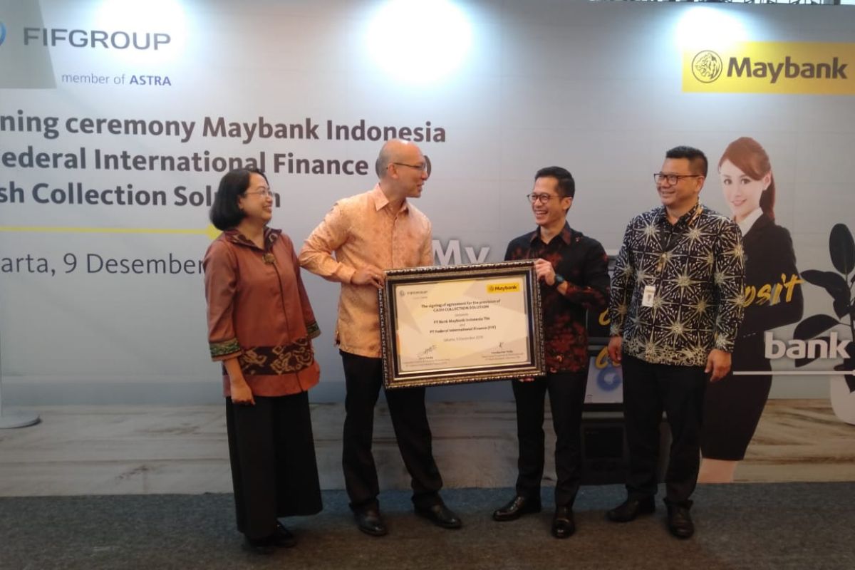 Maybank gandeng FIF hadirkan mesin setoran uang