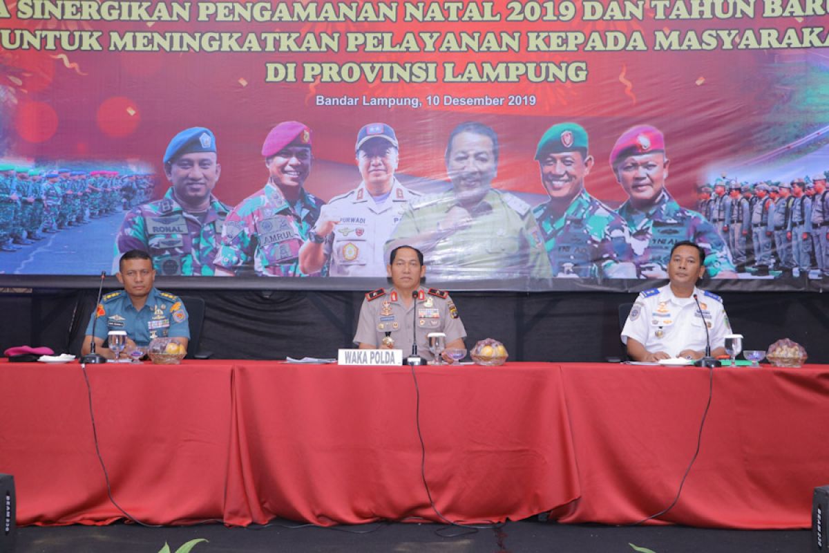 Wakapolda Lampung pimpin penandatanganan pakta integritas