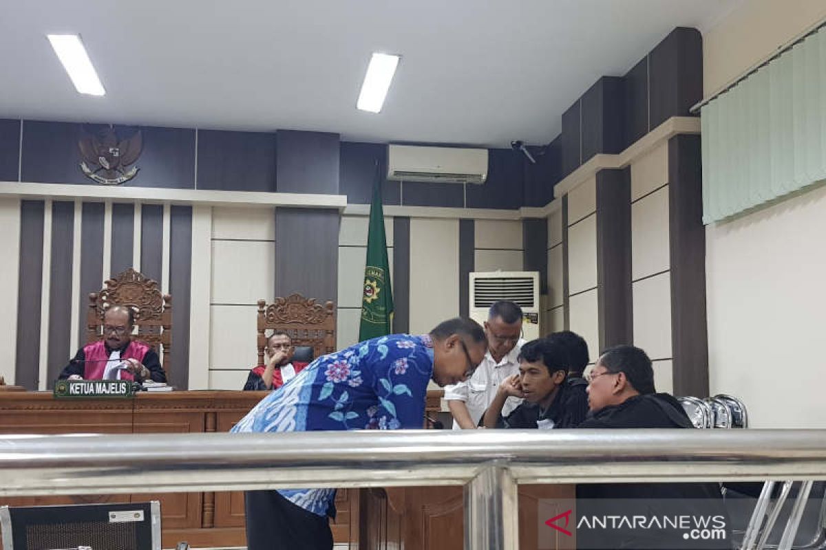 Mantan Direktur RSUD Kraton divonis empat tahun penjara