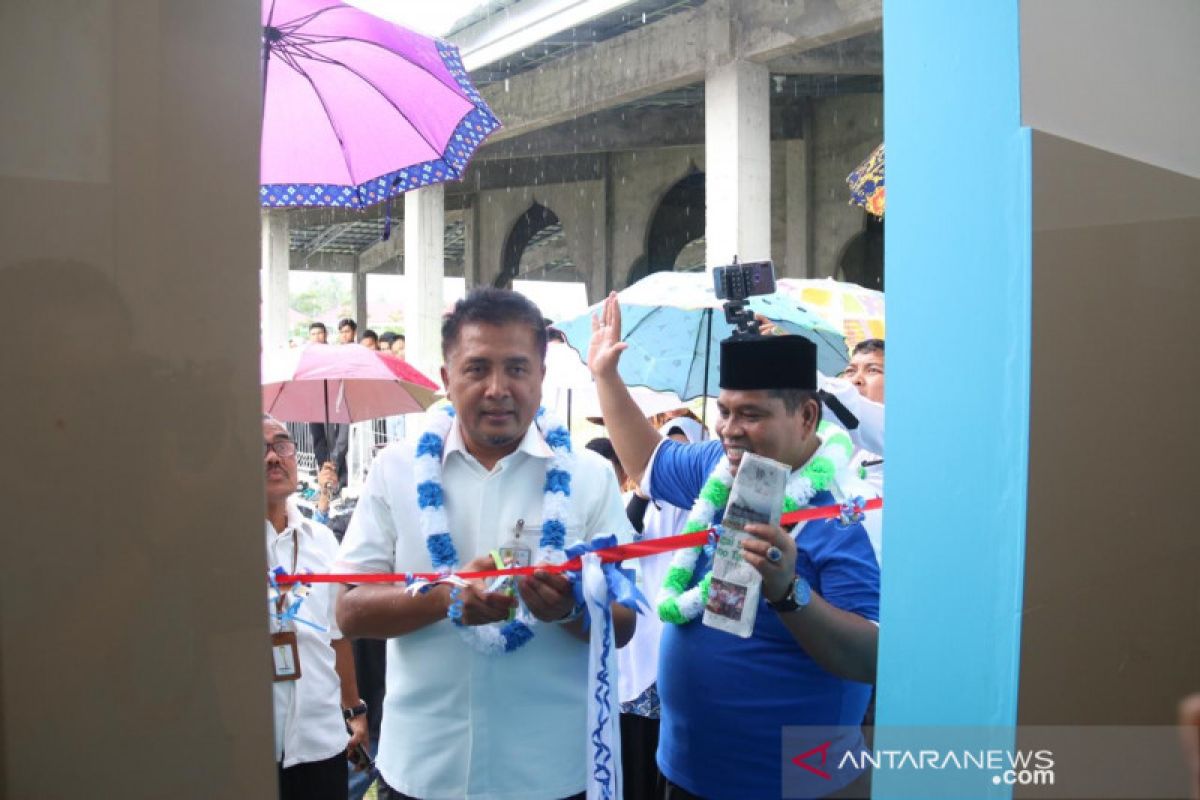 PLN Sumbar bantu MAN Insan Cendekia Padang Pariaman