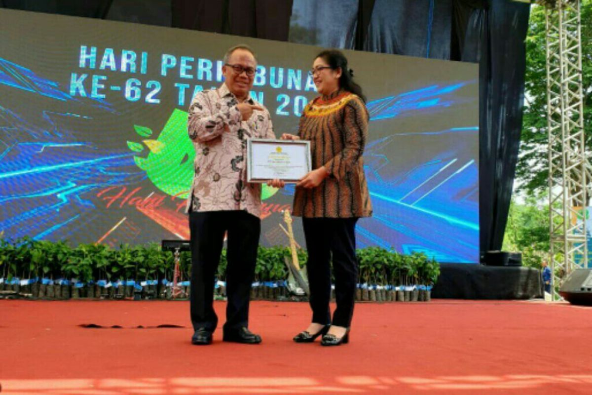 Asian Agri raih penghargaan pada peringatan Hari Perkebunan 2019