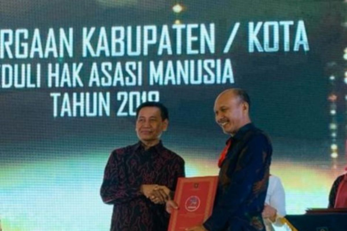 Kota Denpasar raih penghargaan Kota Peduli HAM