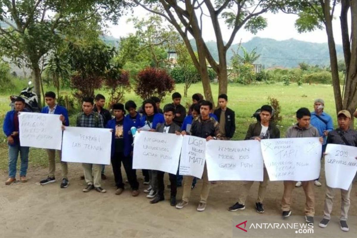 Mahasiswa gelar diskusi terbuka terkait penegerian UGP Takengon