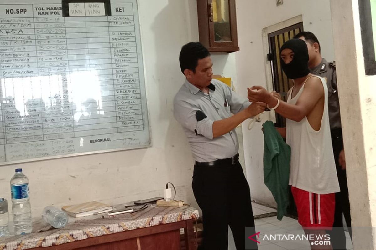 Tetapkan satu tersangka, polisi buru pembunuh mahasiswi Bengkulu