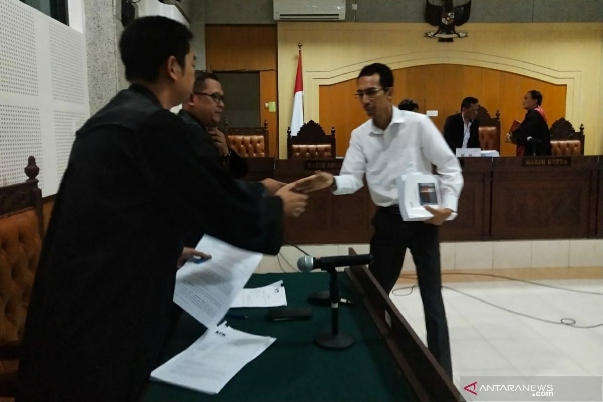 Mantan Kasi Inteldakim Mataram dituntut lima tahun kurungan