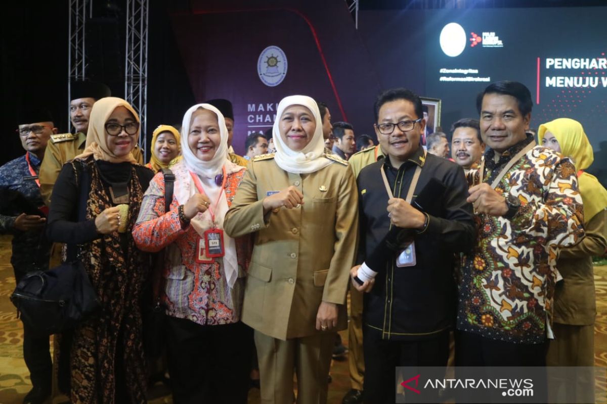 Pemkot Malang terima Penghargaan Pembangunan Zona Integritas 2019