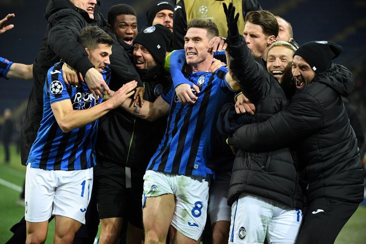 Ringkasan Grup C: Atalanta ukir sejarah dampingi Manchester City