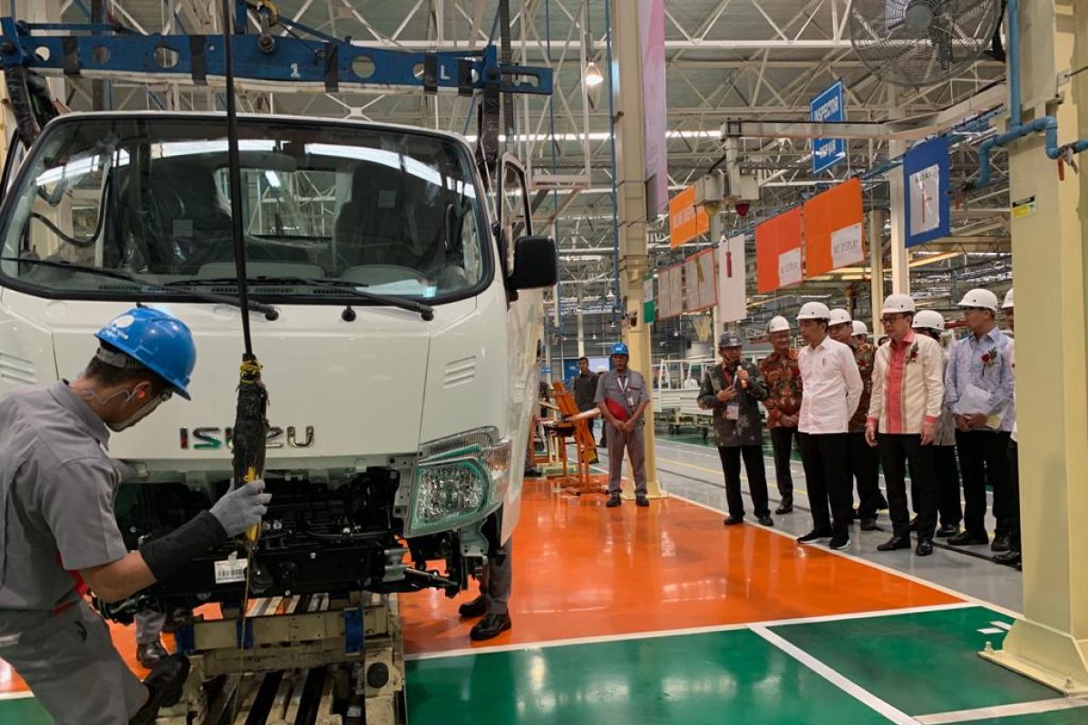 Presiden mengapresiasi industri bermitra dengan SMK