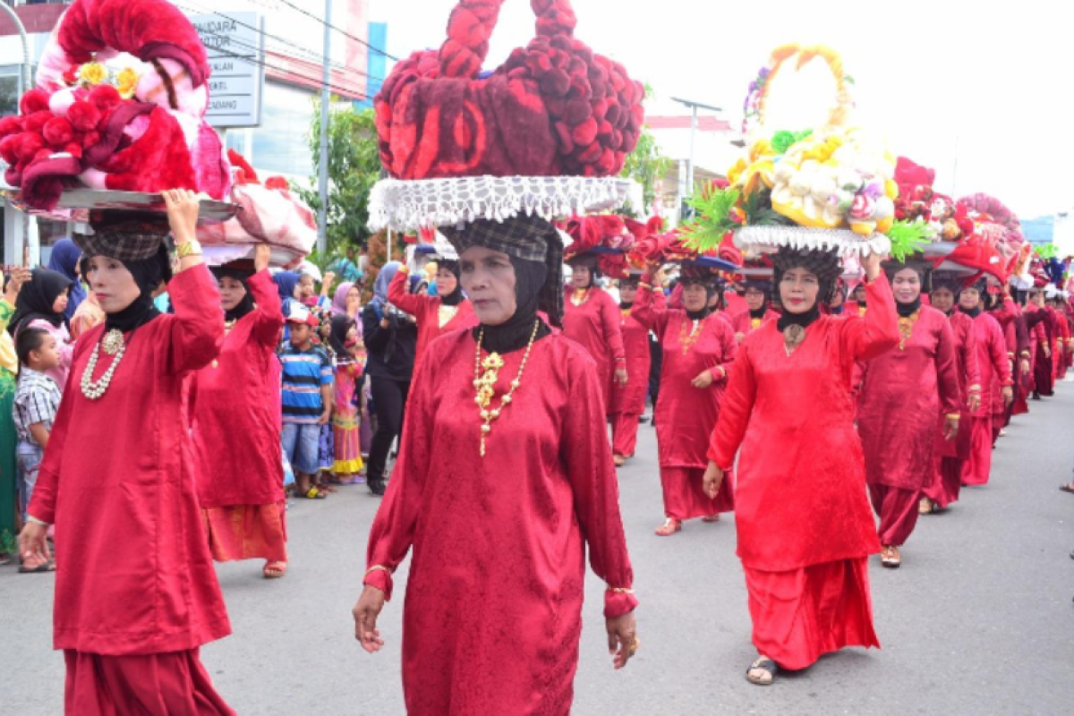 Rang Solok Baralek Gadang 2019 tawarkan tradisi daerah dan festival kuliner tradisional