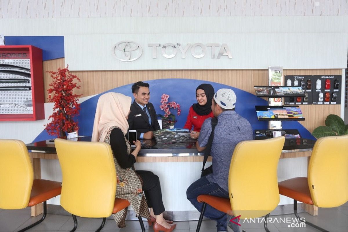 Agung Toyota luncurkan program "Toyota Spektakuler" bunga kredit 3,7 persen