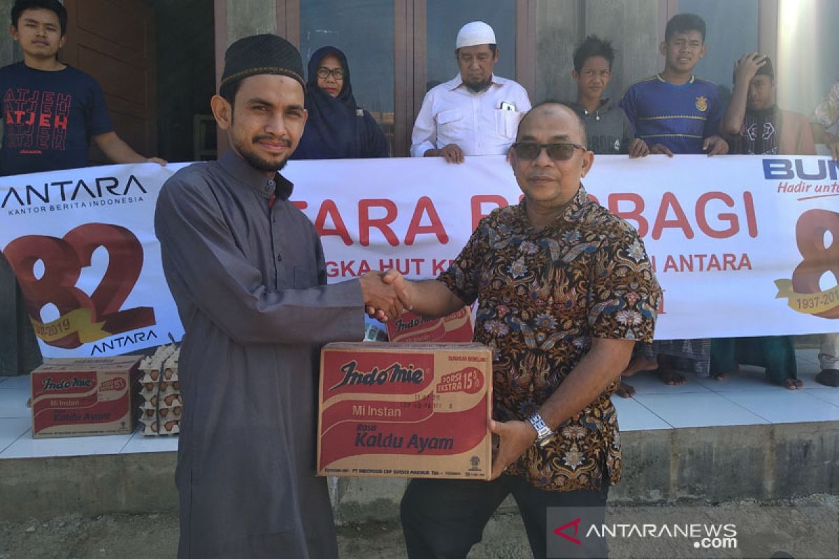 Kantor Berita Antara salurkan bantuan kepada Dayah Mini Aceh