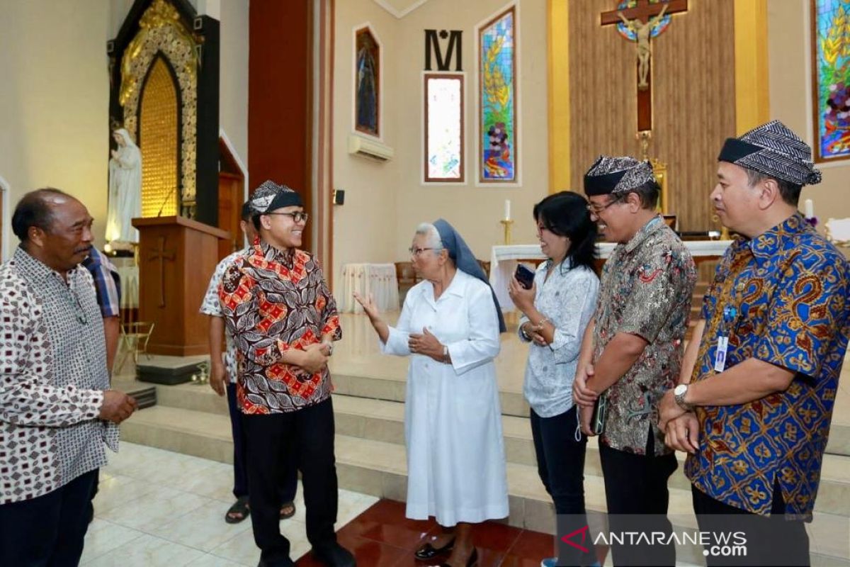 Bupati Banyuwangi kunjungi sejumlah gereja guna memastikan persiapan Natal