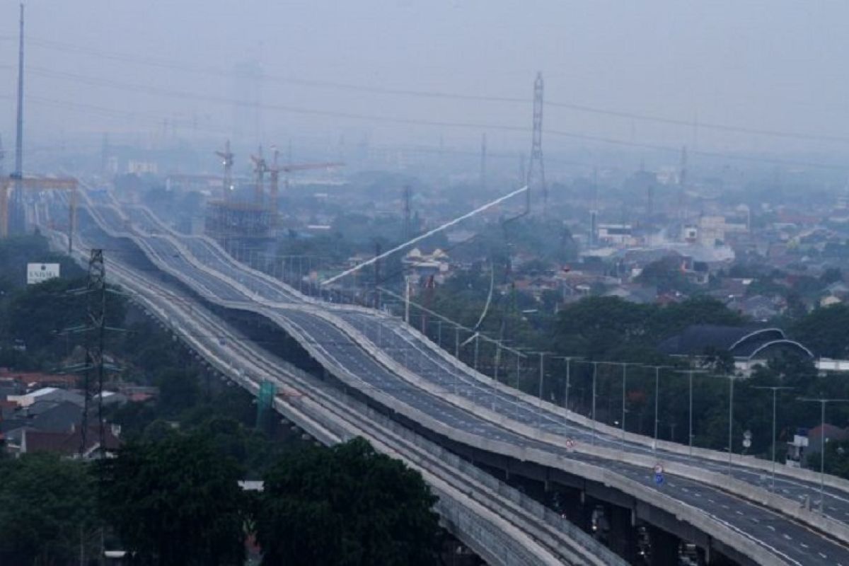 Jalan Tol Layang Jakarta-Cikampek segera difungsikan
