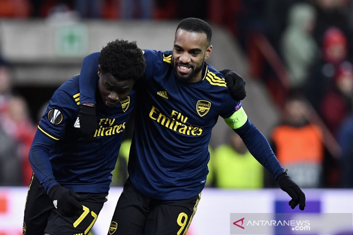 Arsenal lolos 32 besar juara Grup F didampingi Frankfurt