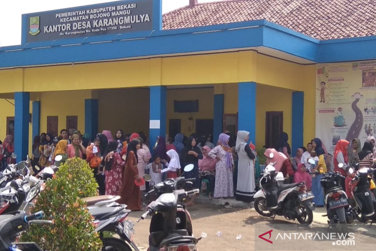 Pasar murah Bekasi digelar di desa rentan rawan pangan