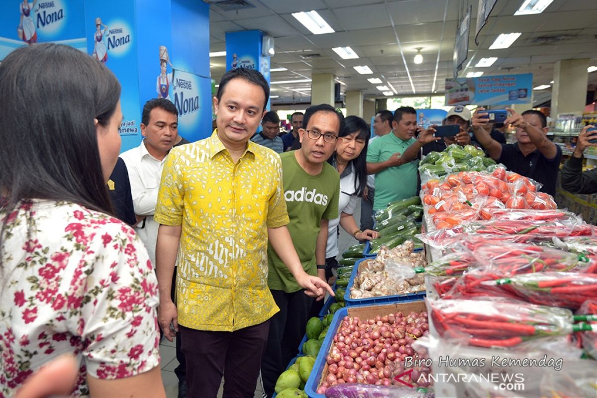 Wamendag: Harga bahan pokok terkendali di Sulut menjelang Natal