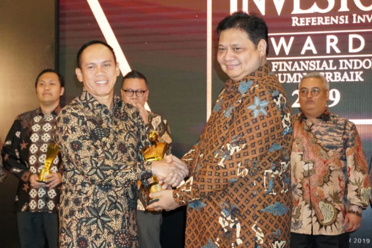 Dirut Bank Jateng Supriyatno terpilih sebagai Top Regional Banker 2019