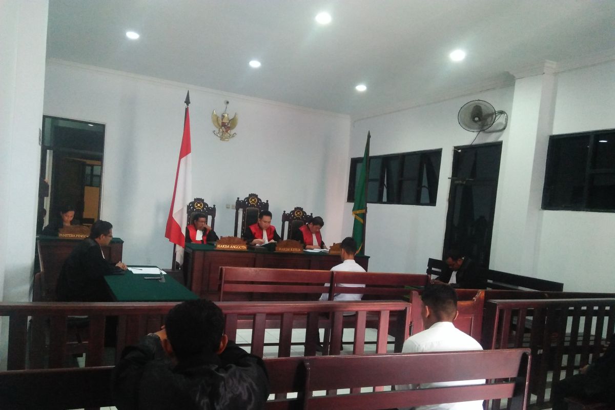 Oknum polisi sebagai terdakwa persetubuhan divonis 1,5 tahun