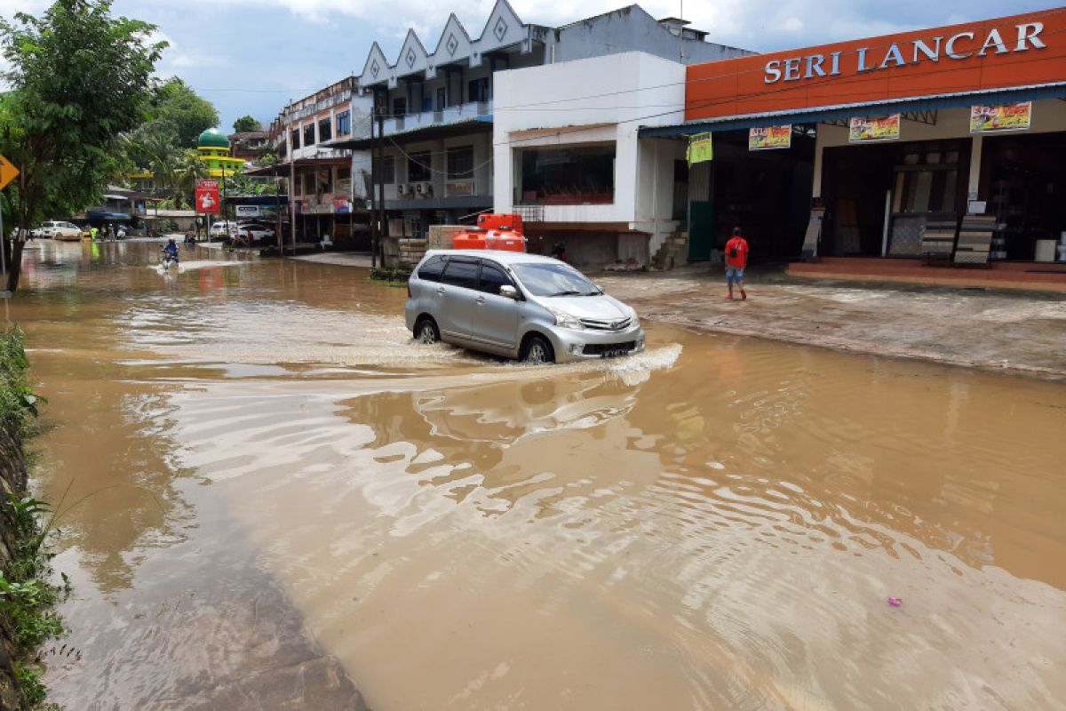 Puncak curah hujan di Pulau Bintan diprediksi Desember-Januari 2020