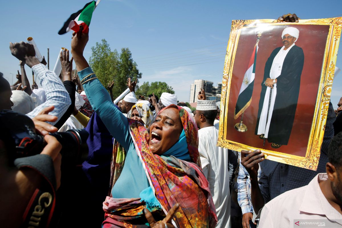 Sudan tunda pencabutan subsidi BBM