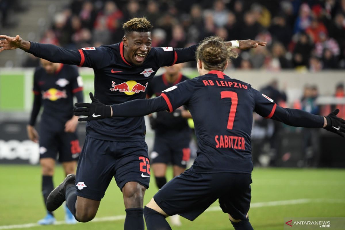 Leipzig rebut puncak  klasemen Liga Jerman setelah hancurkan Duesseldorf