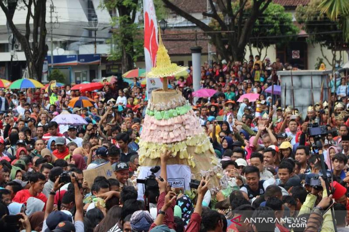 Telaah - Getuk, bukan sekadar kuliner tetapi juga doa dan pengharapan