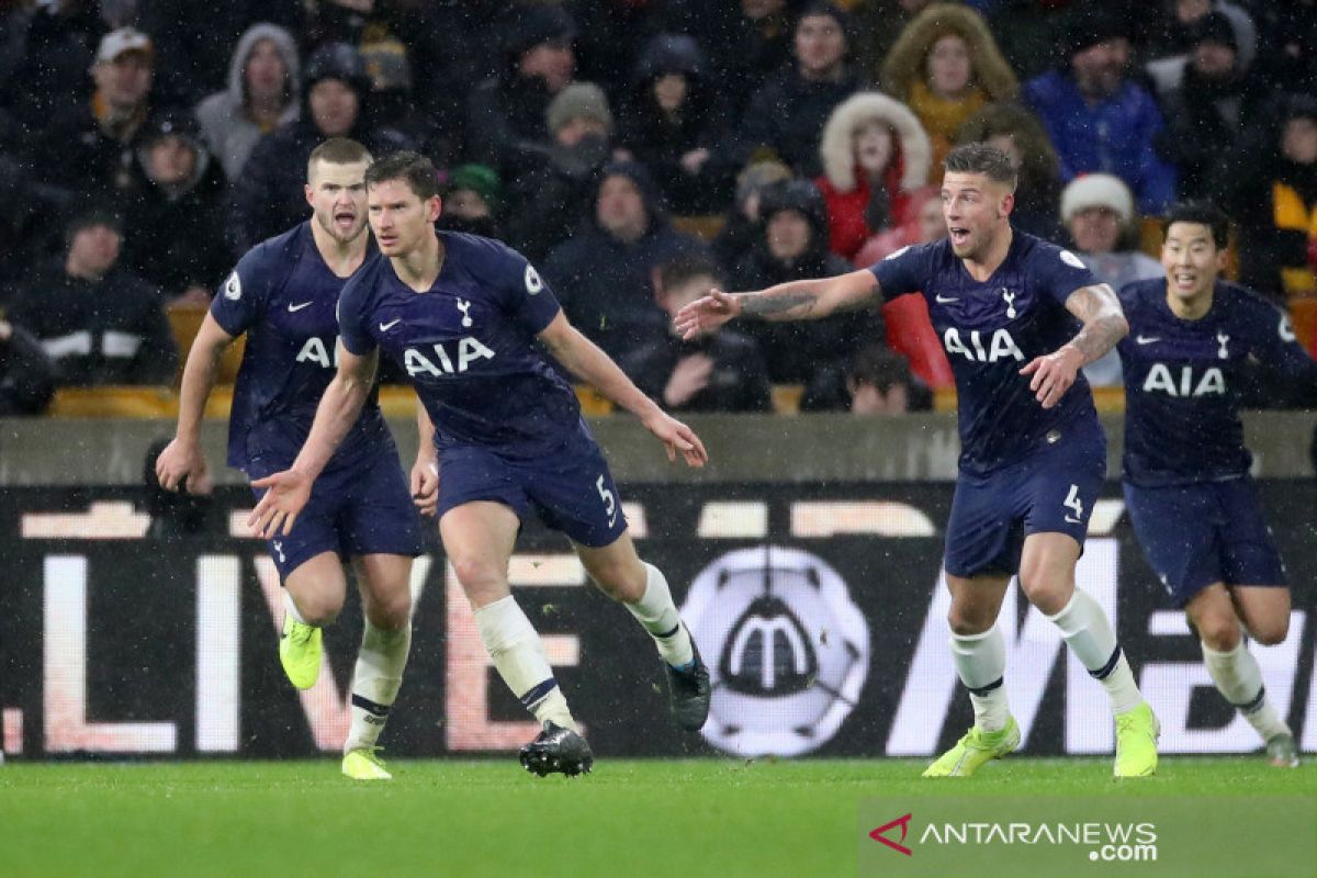 Gol menit akhir Vertonghen bawa Tottenham menang di Wolverhampton