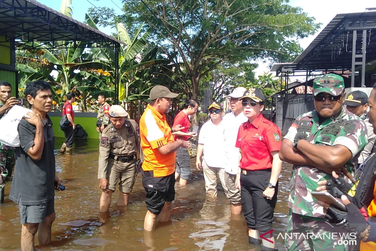 Tjhai Chui Mie sebut banjir di Singkawang karena faktor alam